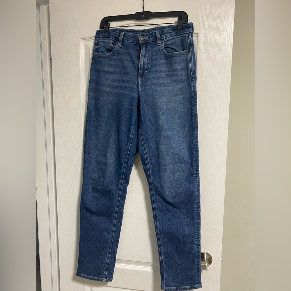 American Eagle Outfitters Curvy Mom Dark Blue Jeans